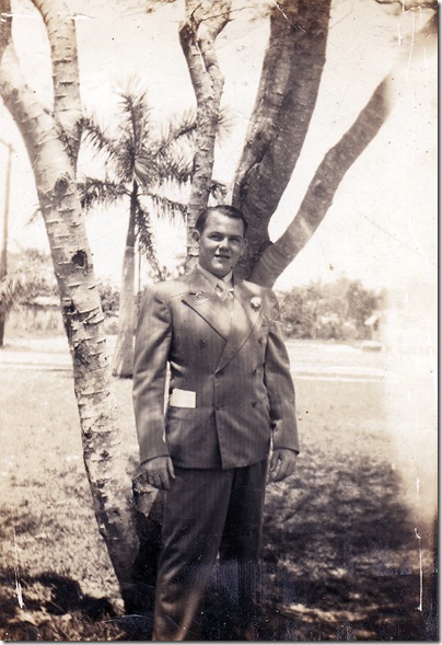 1939-05 - Dad at Homestead FL