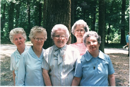 5-sisters-88-reunion