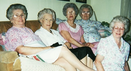 Five-Sisters-on-Couch